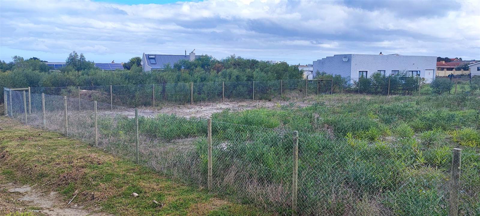 1044 m² Land available in Franskraal photo number 14
