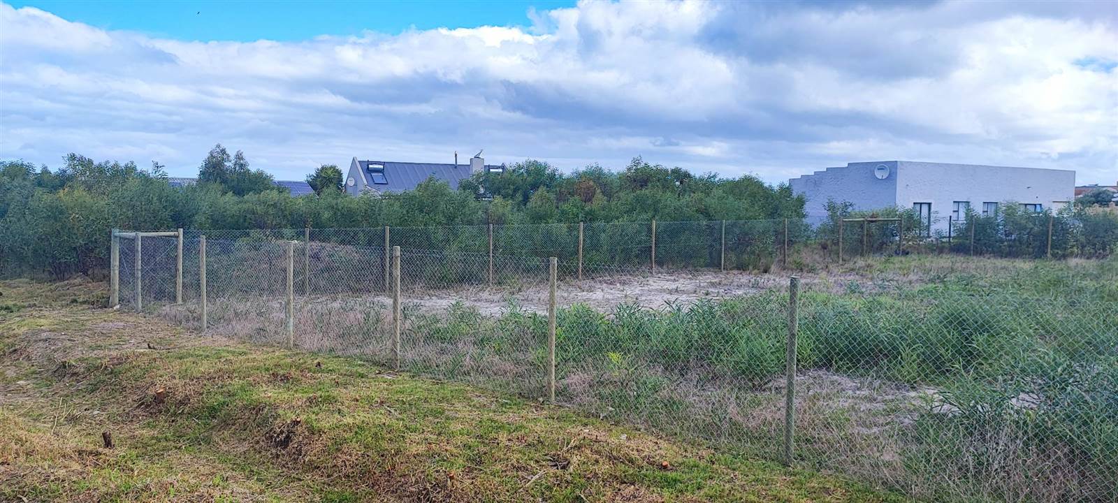 1044 m² Land available in Franskraal photo number 16
