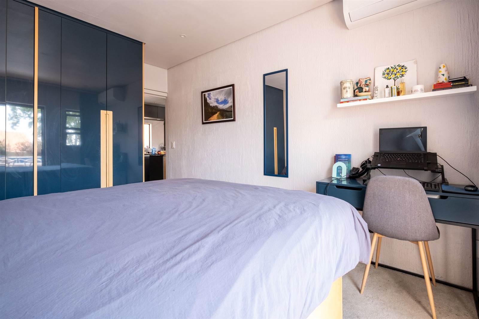 1 Bed Apartment in Rosebank photo number 15