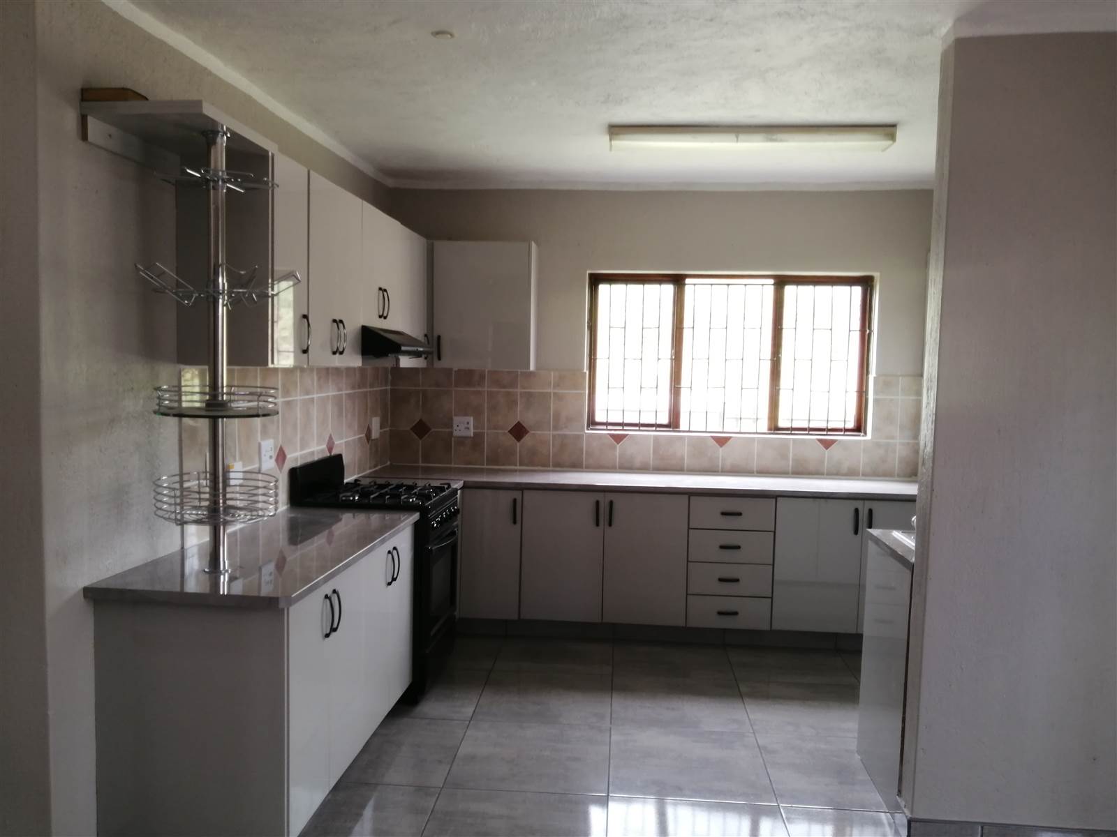 3 Bed Cluster in Tzaneen photo number 4