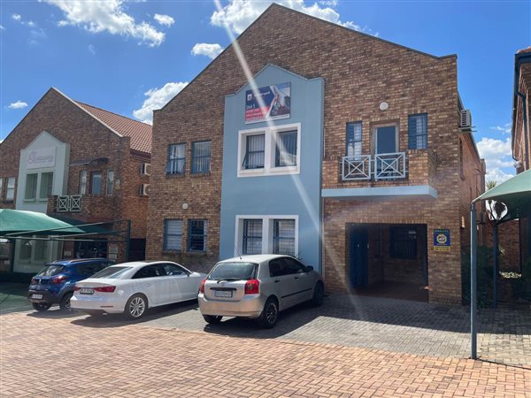 390  m² Commercial space in Ferndale