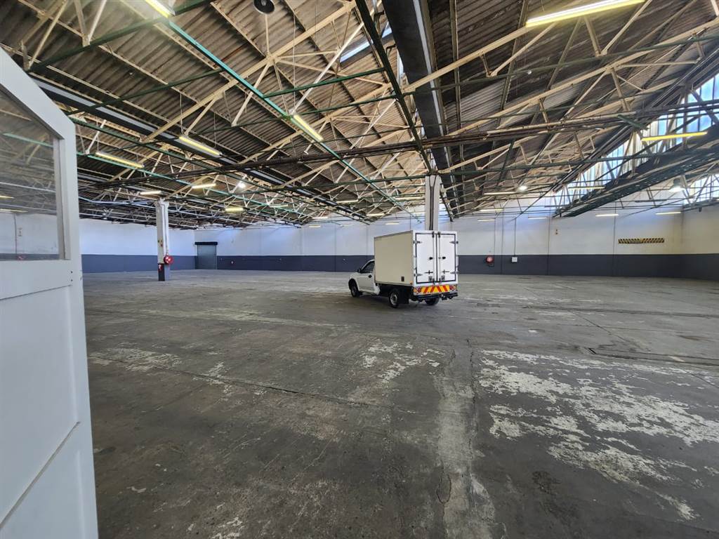 2074  m² Industrial space in Kuilsriver photo number 2