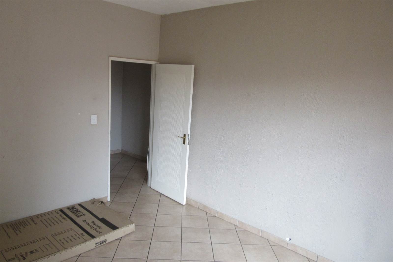 2 Bed Apartment in Krugersrus photo number 30