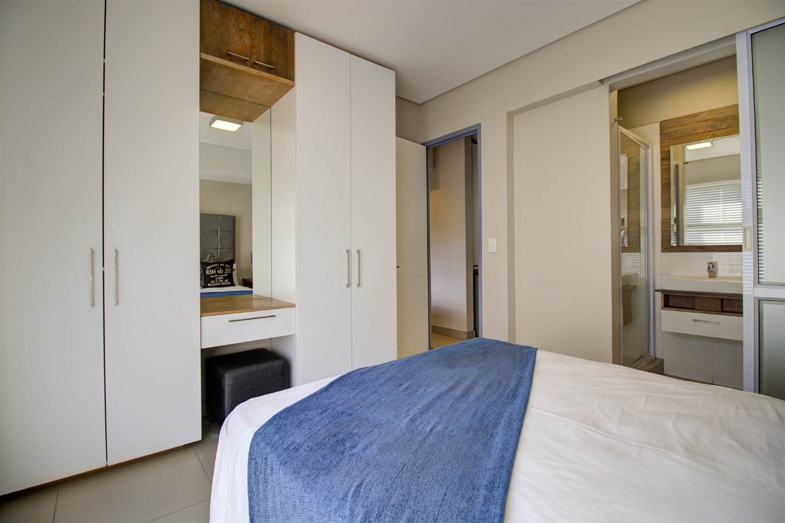 2 Bed Apartment in Nieuw Muckleneuk photo number 7