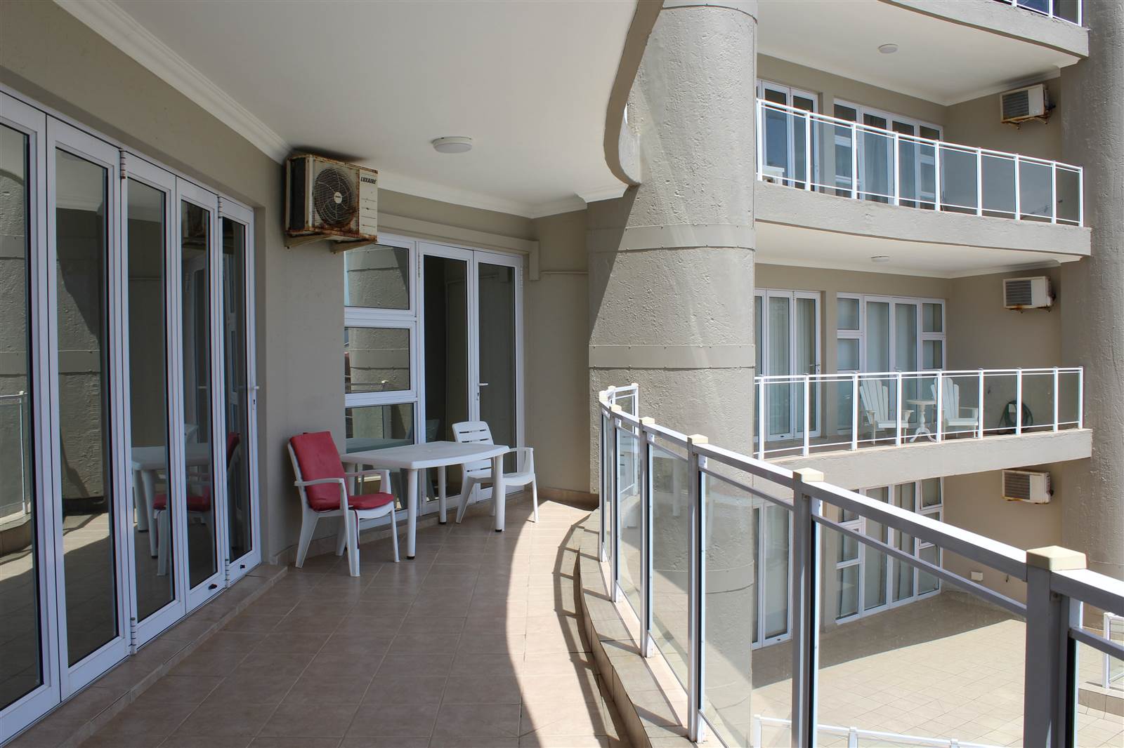 3 Bed Apartment in Scottburgh Central photo number 17