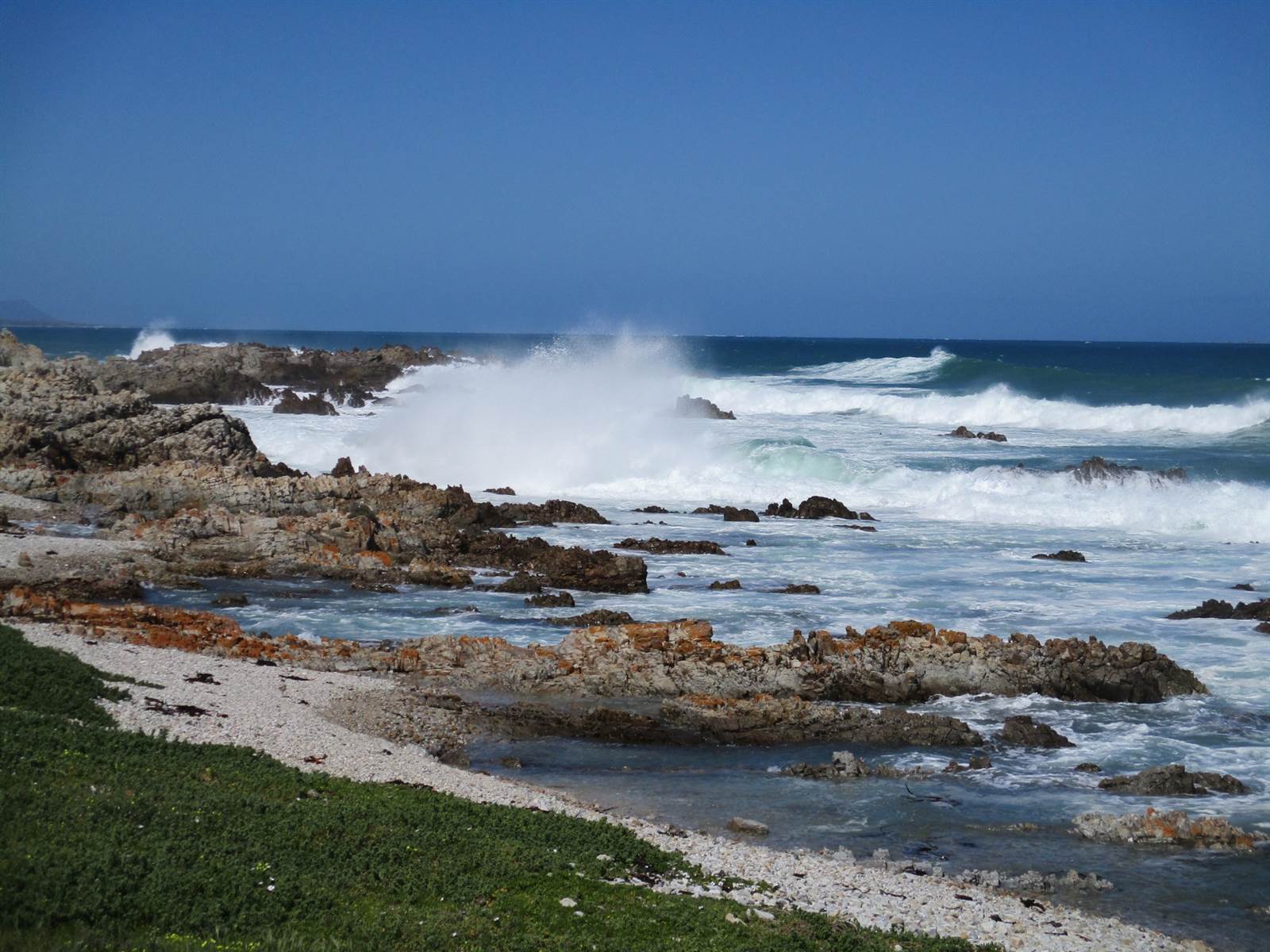 985 m² Land available in Kleinbaai photo number 9