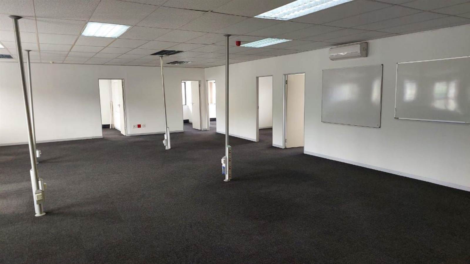 279  m² Commercial space in Bryanston photo number 9