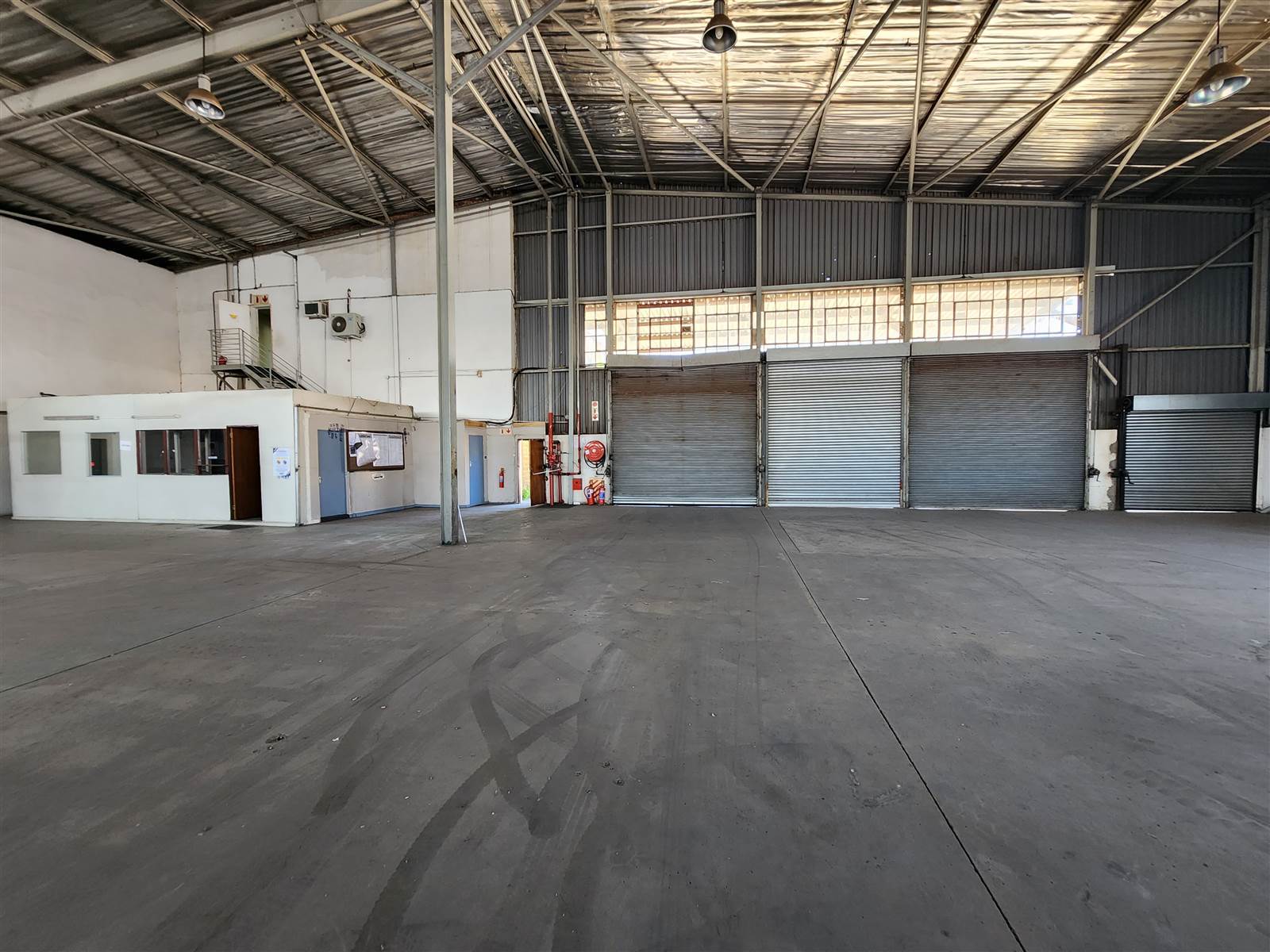 2501  m² Industrial space in Isando photo number 8