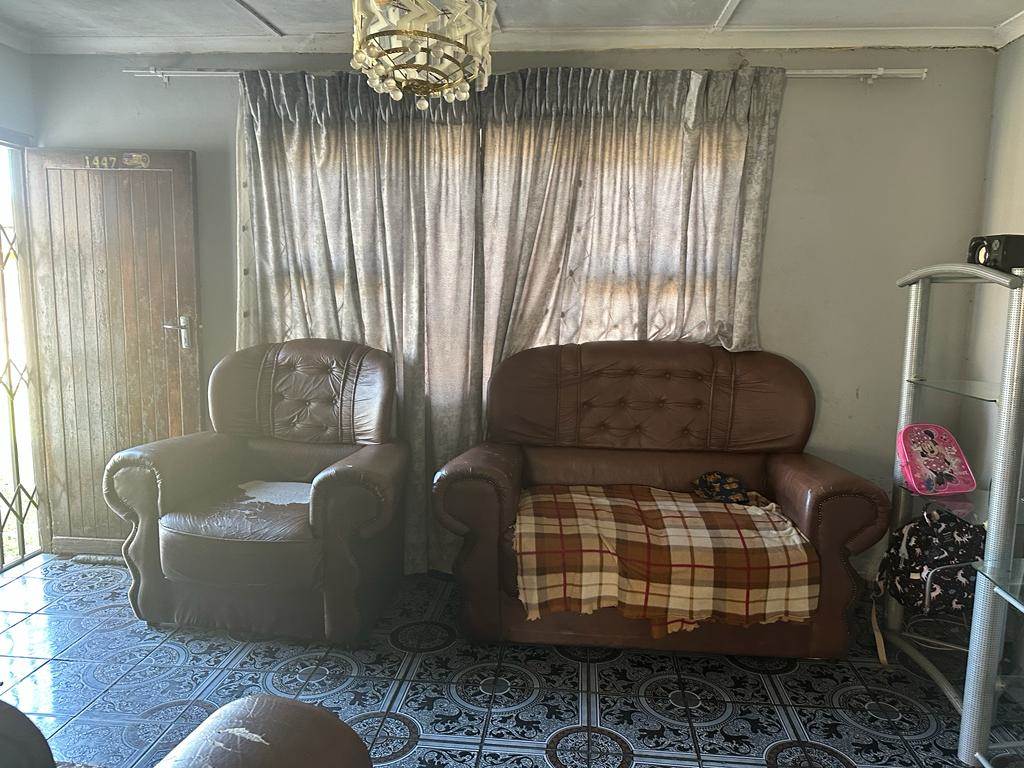 3 Bed House in Esikhawini photo number 8