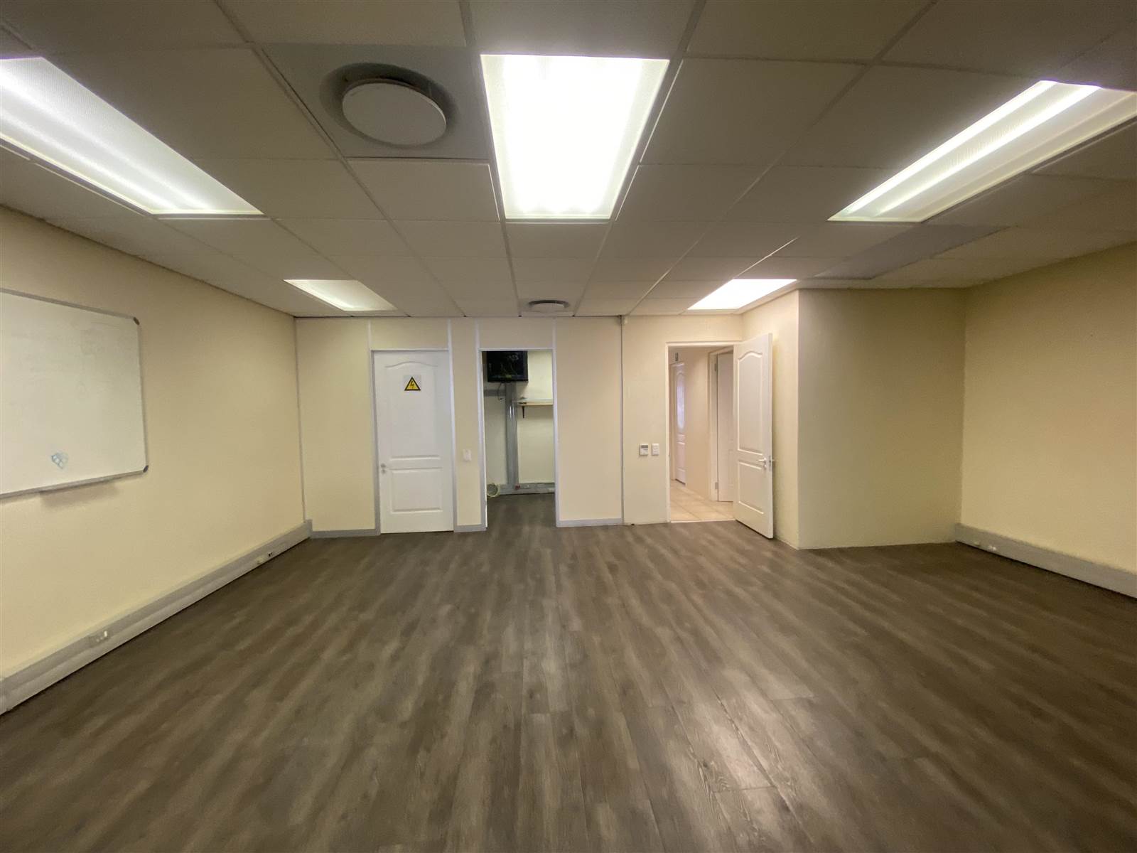 267  m² Commercial space in Century City photo number 13