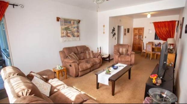 2 Bed Apartment in Cason photo number 5
