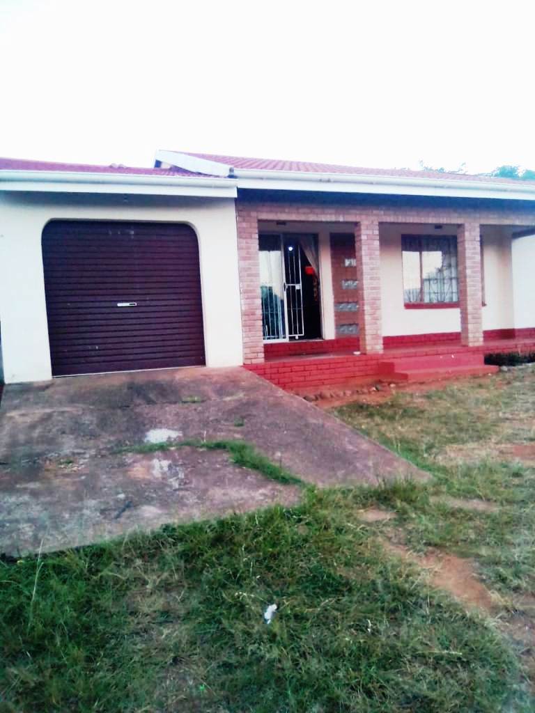 4 Bed House in Ulundi photo number 1