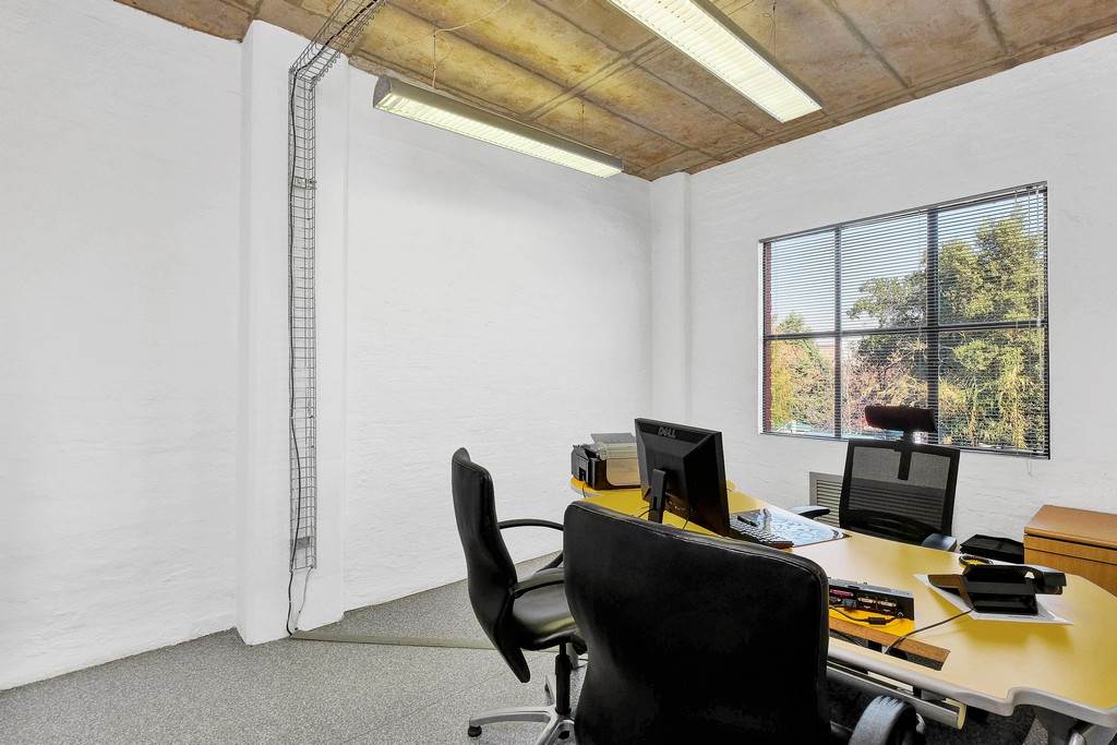 104  m² Commercial space in Parktown North photo number 8