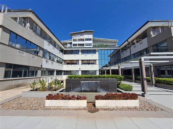 317  m² Commercial space in Illovo