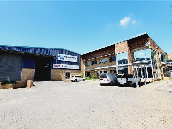 1 655  m² Industrial space