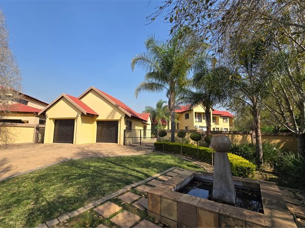 7 Bedroom House 7 Bedroom House
