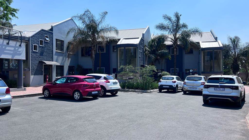 268  m² Commercial space in Randpark Ridge photo number 4