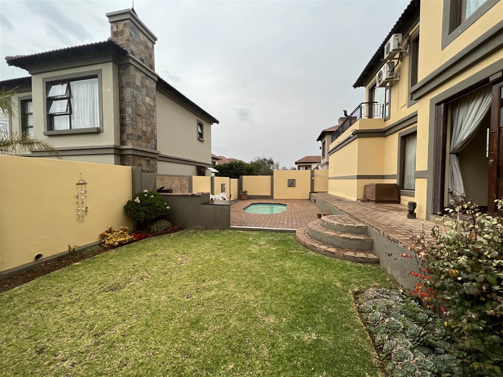 3 Bed House in Hartbeespoort Dam photo number 25