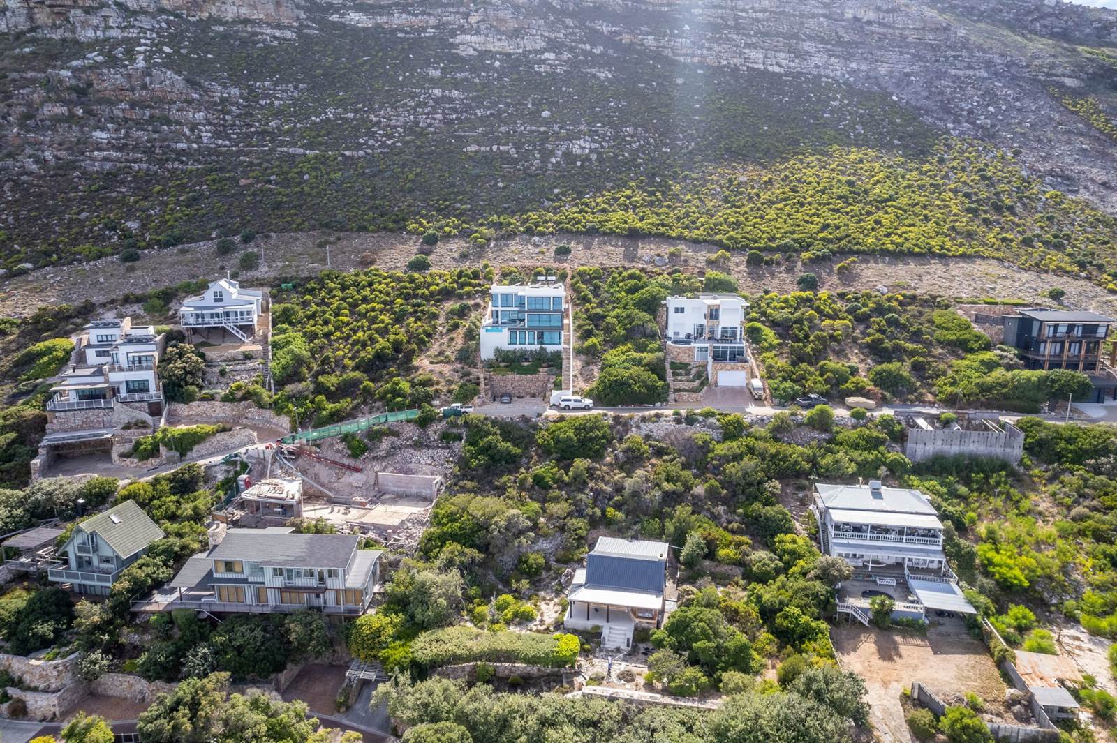 594 m² Land available in Misty Cliffs photo number 7