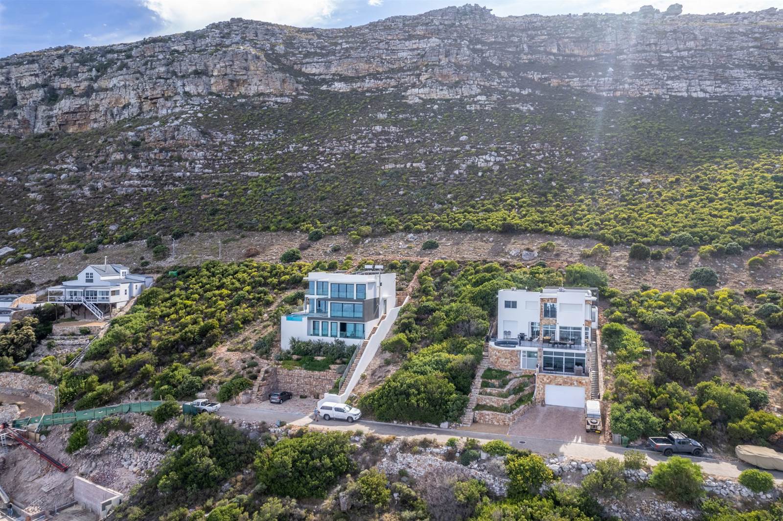 594 m² Land available in Misty Cliffs photo number 6