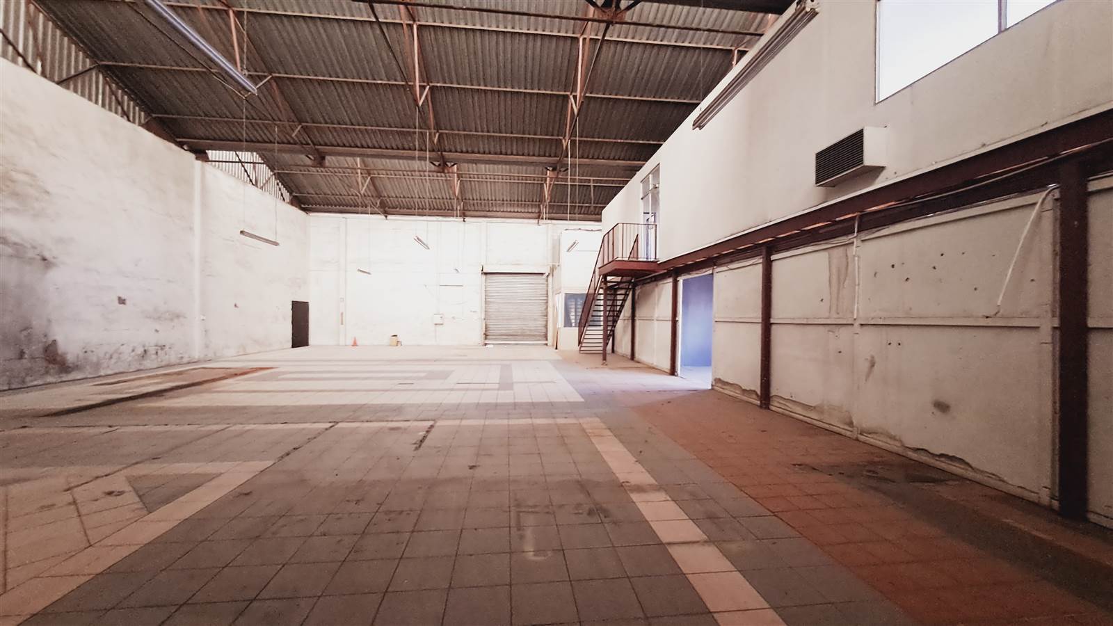 520  m² Industrial space in Silverton photo number 3