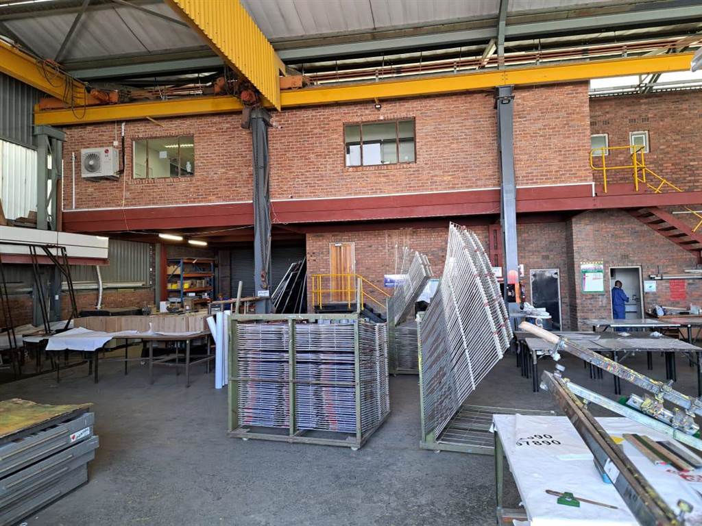 1300  m² Industrial space in Robertsham photo number 8