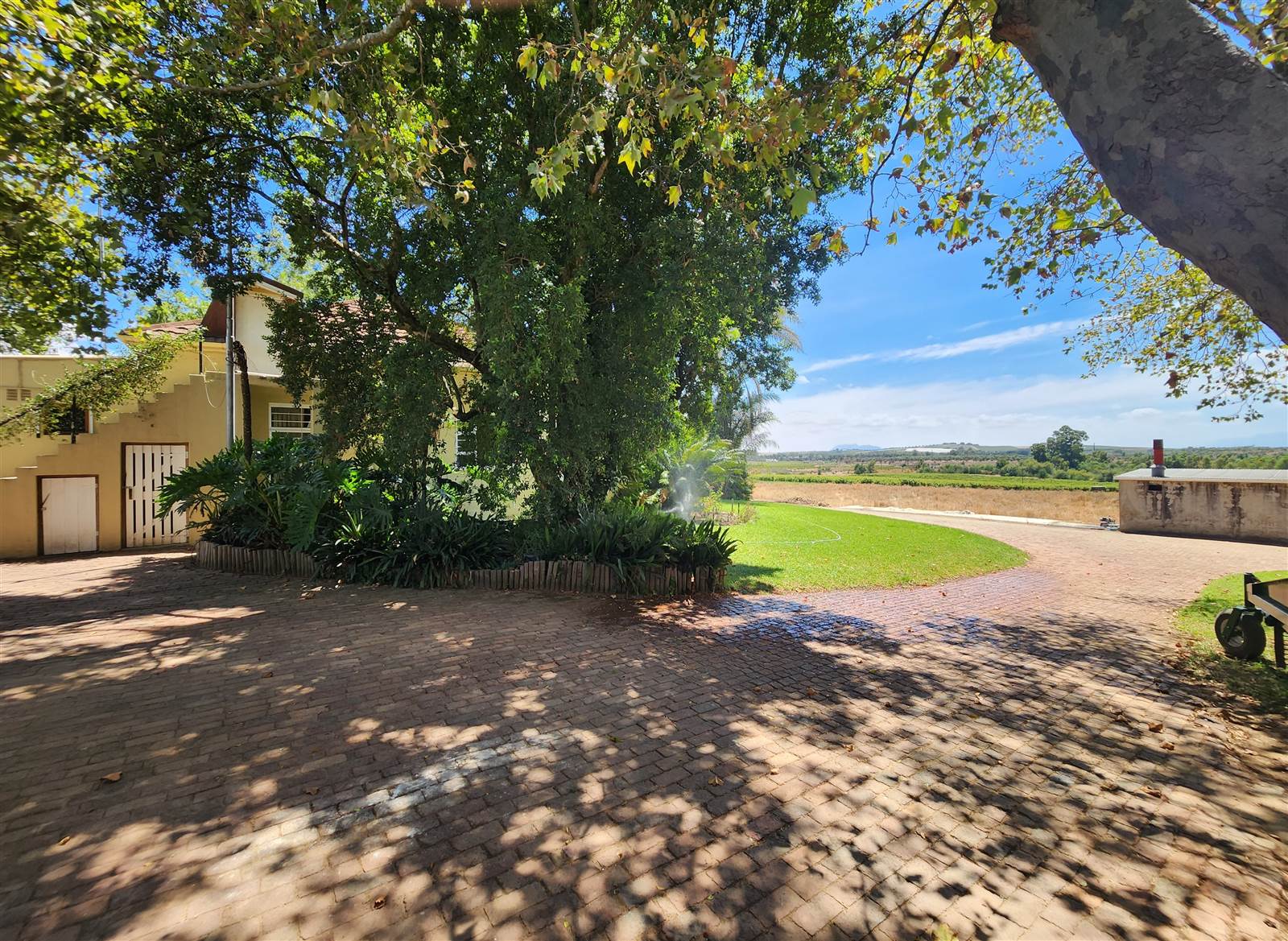 16.6 ha Farm in Northern Paarl photo number 1