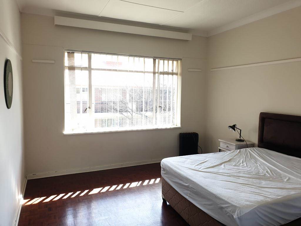 1 Bed Apartment in Rosebank photo number 6