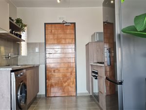 2 Bed Apartment in Wonderboom