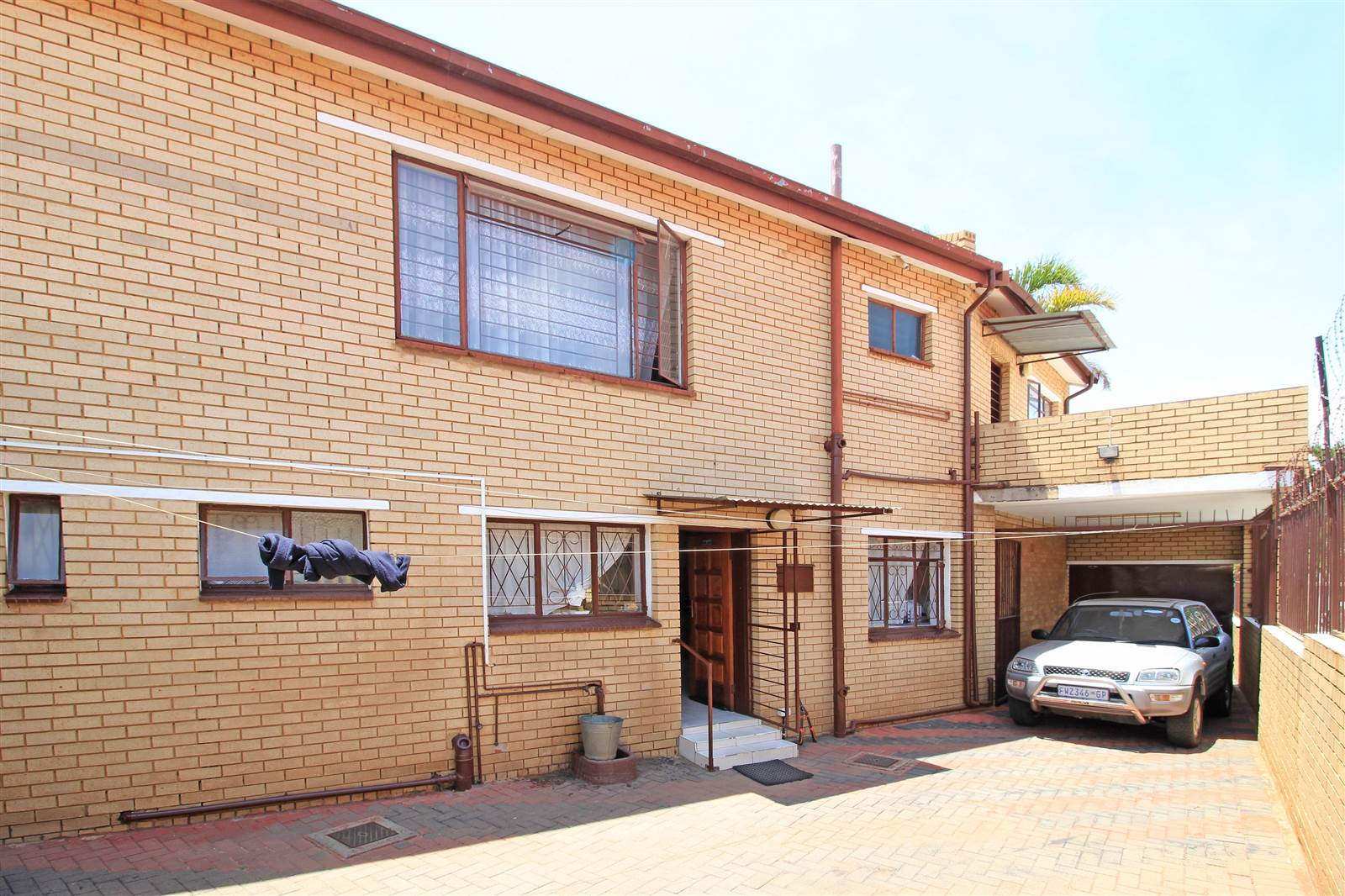 6 Bed House in Laudium photo number 11