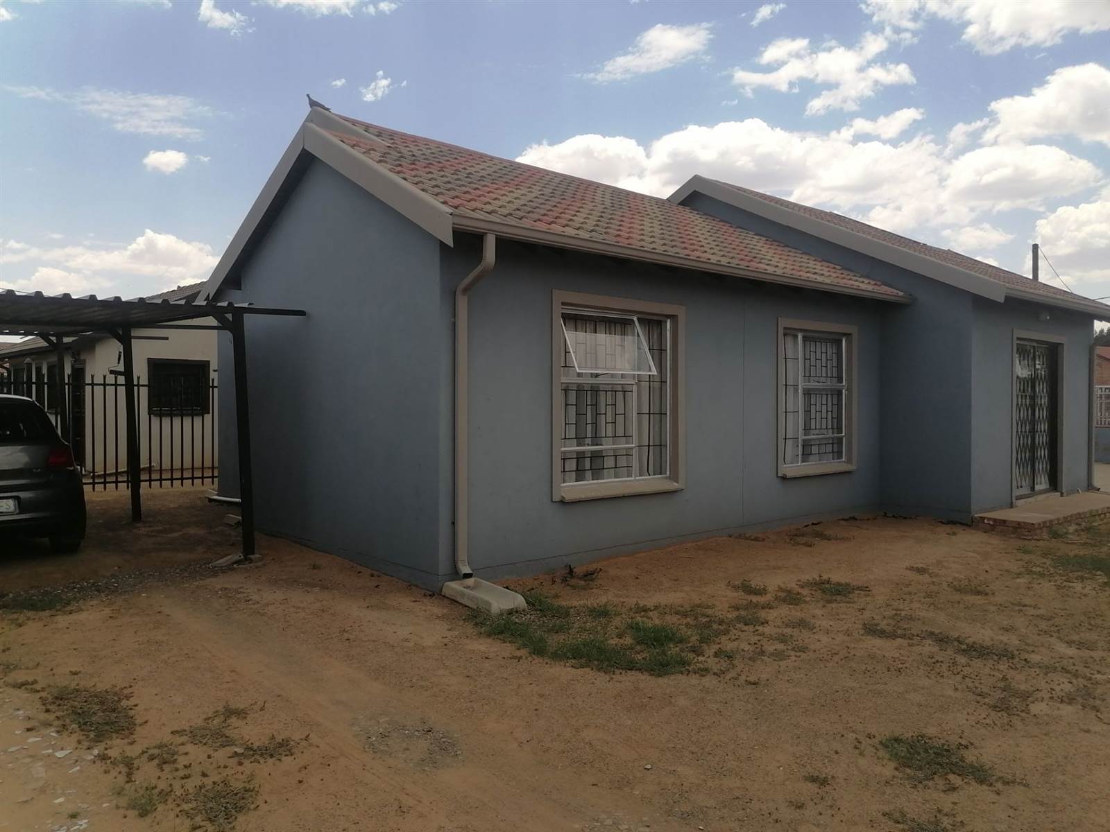 3 Bed House in Bloemspruit photo number 14