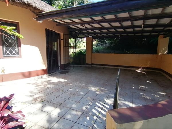2 Bedroom Townhouse 2 Bedroom Townhouse