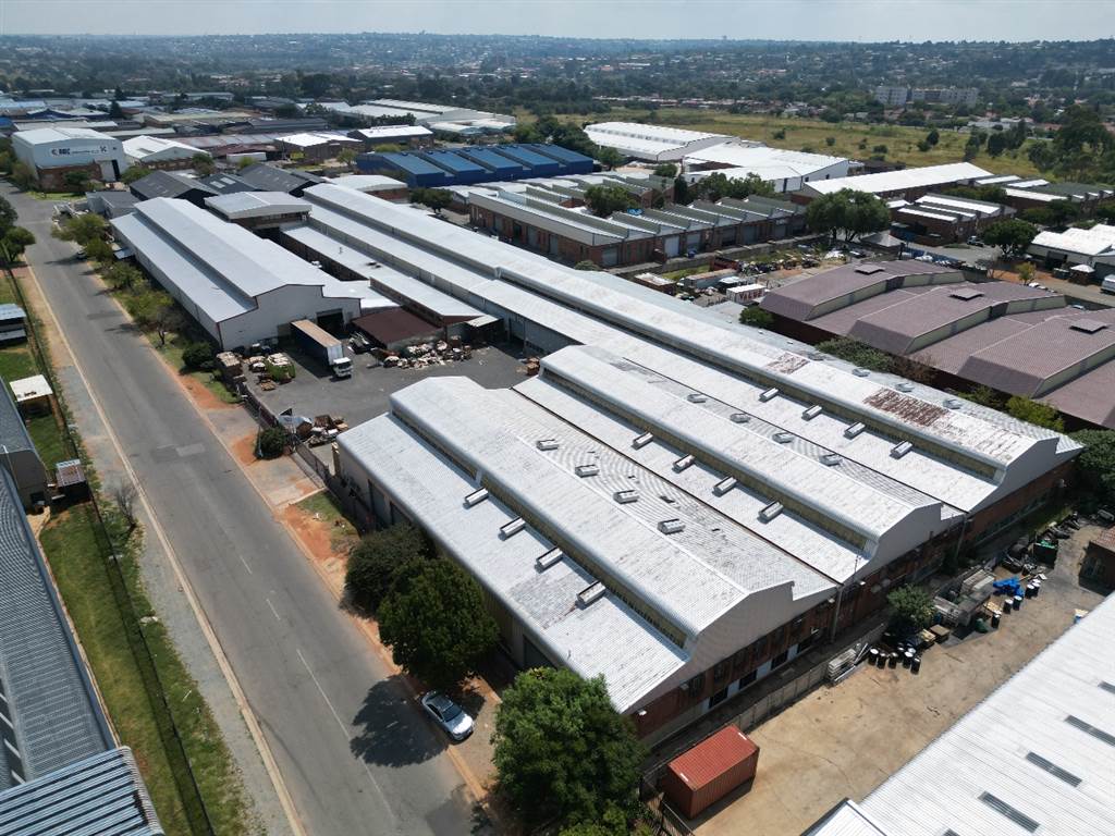 10800  m² Industrial space in Roodepoort Central photo number 1