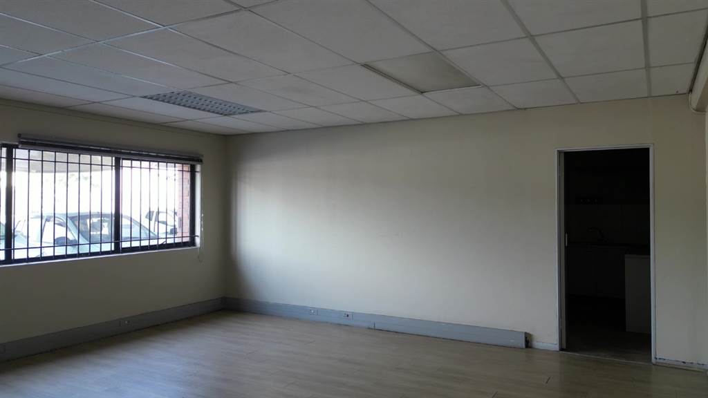 10800  m² Industrial space in Roodepoort Central photo number 27