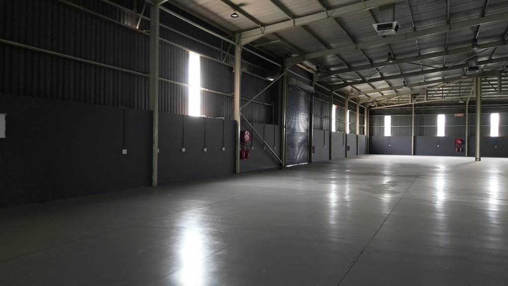 10800  m² Industrial space in Roodepoort Central photo number 20