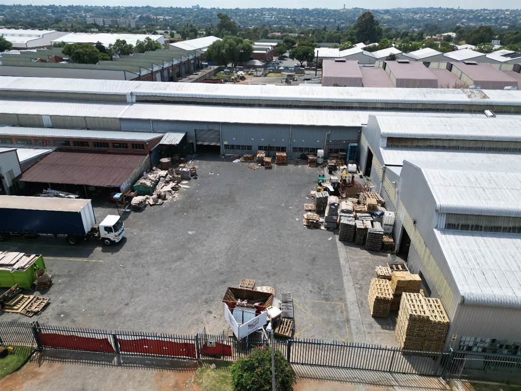 10800  m² Industrial space in Roodepoort Central photo number 7