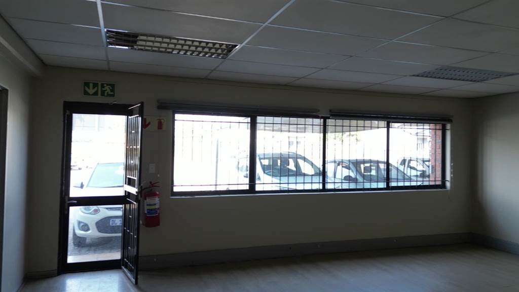 10800  m² Industrial space in Roodepoort Central photo number 28
