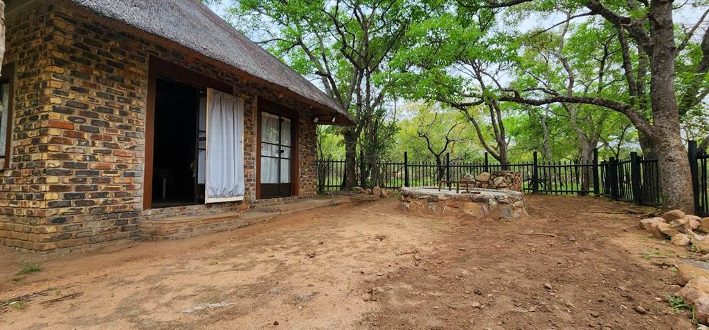 1 Bed House in Marloth Park photo number 14