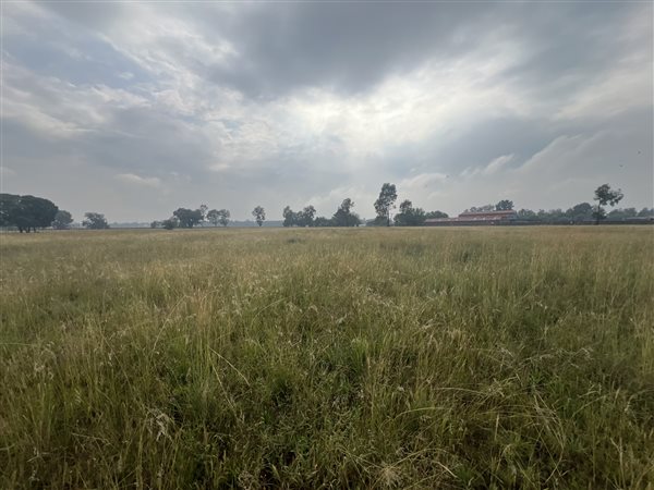 2.1 ha Land available in Valley Settlements AH