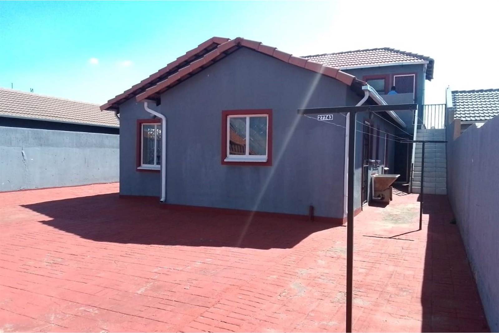 3 Bed House in Protea Glen photo number 2