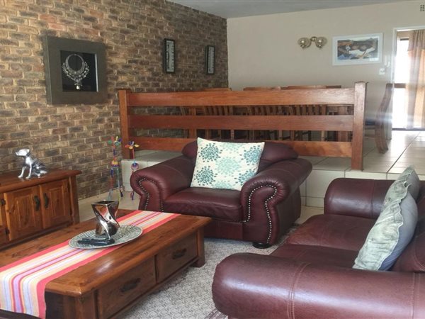 4 Bed Townhouse in Fairland