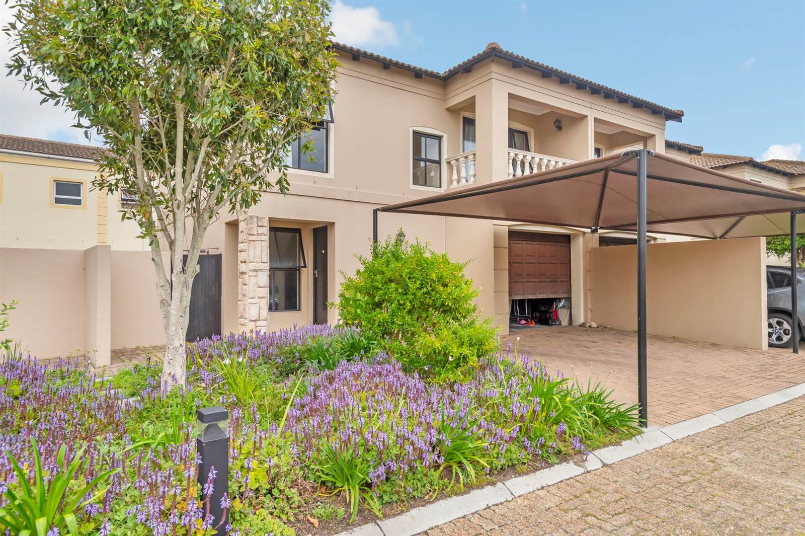 3 Bed Townhouse in Parklands photo number 1