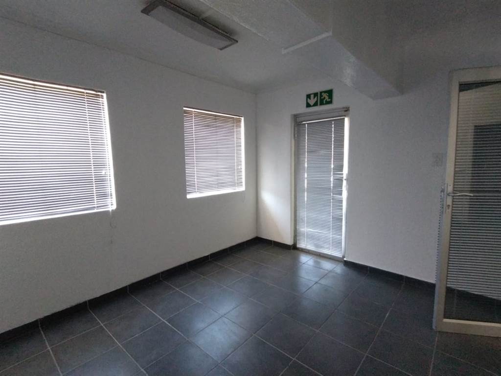 903  m² Commercial space in Bo Dorp photo number 11