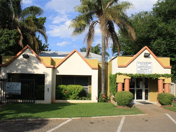 315  m² Commercial space in Rustenburg Central