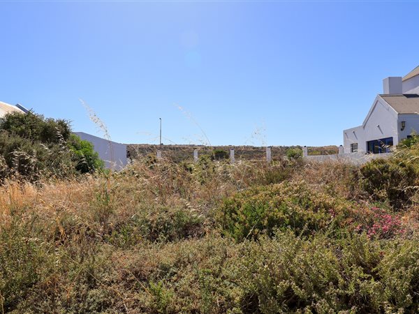 549 m² Land