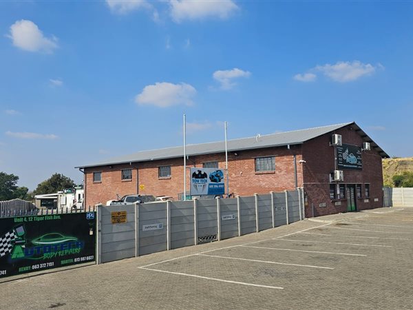 480  m² Commercial space
