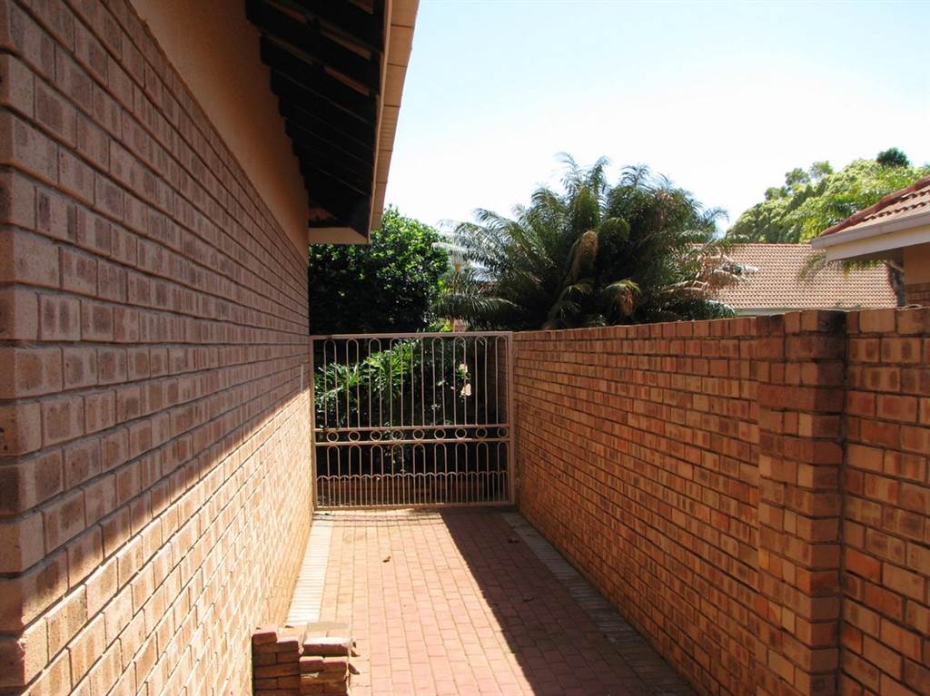 2 Bed House in Mookgophong (Naboomspruit) photo number 27