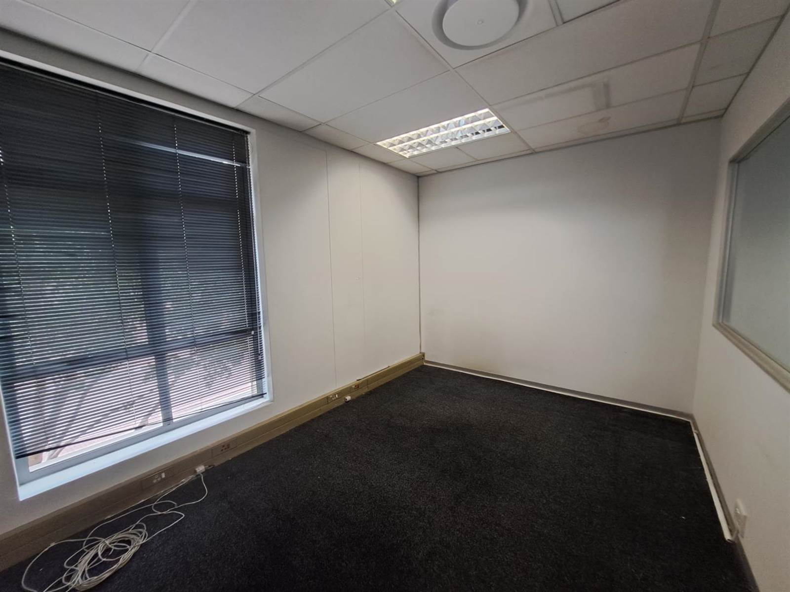 325  m² Office Space in Doringkloof photo number 5