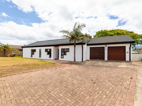 4 Bed House in Riversdale