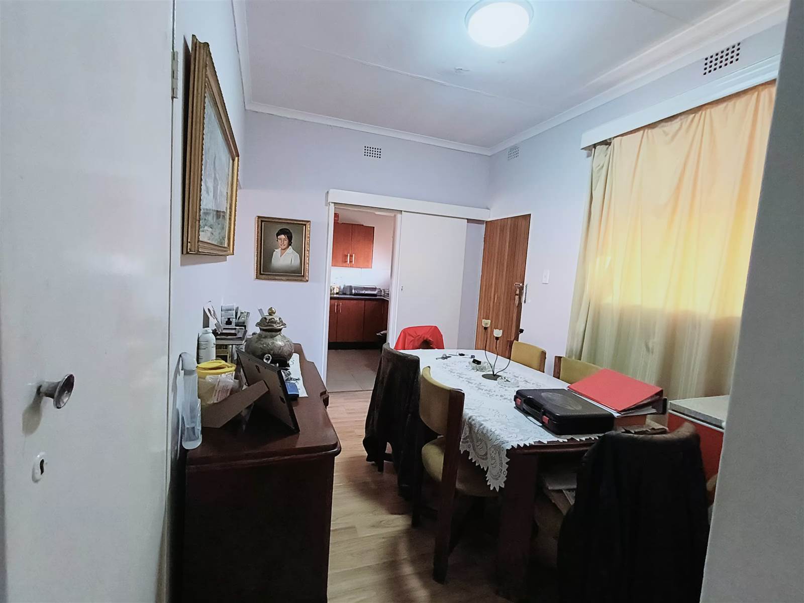 3 Bed Apartment in Horizon View photo number 6